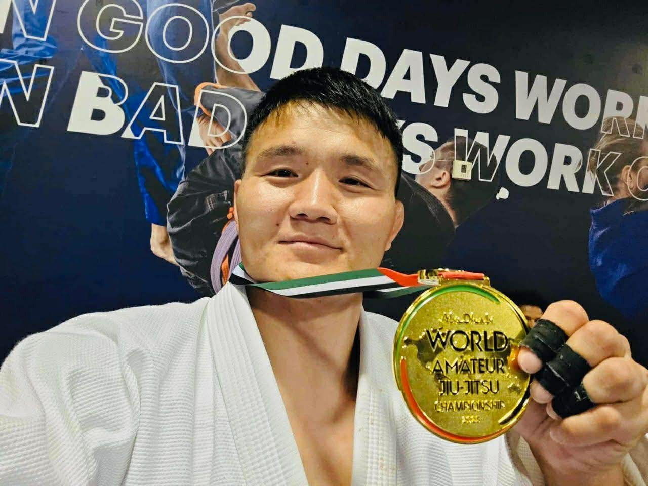 Улсын начин М.Бямбадорж дэлхийн аварга боллоо